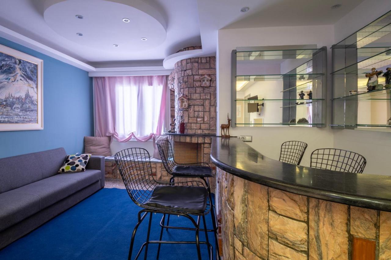 Ririka Athens Homes エクステリア 写真